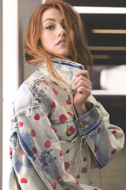 016 (12) - Katherine Grace McNamara