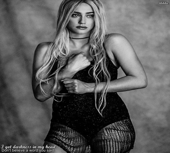 》*Dă din gene și-și lasă privirea în jos, roșind un pic* =))))))))))))). - SO2xE08 So would u be my baby