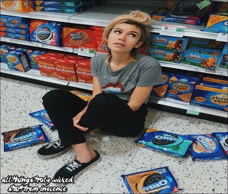 ϟ⚝. Mεямαιd Qυεεи ☪☂ [cl] [#zambeste ca a iesit poza bine si i-o si arata sa vada daca - SO2xE08 So would u be my baby