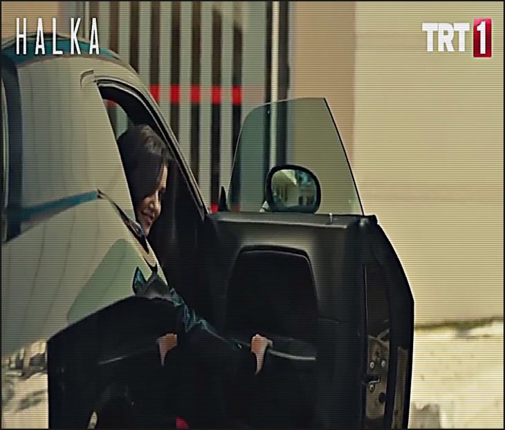 — mult mai simpatică decât multe fete de vârsta mea. Mă semnez sub numele lui, făcând - 01Cause u know Im here for you