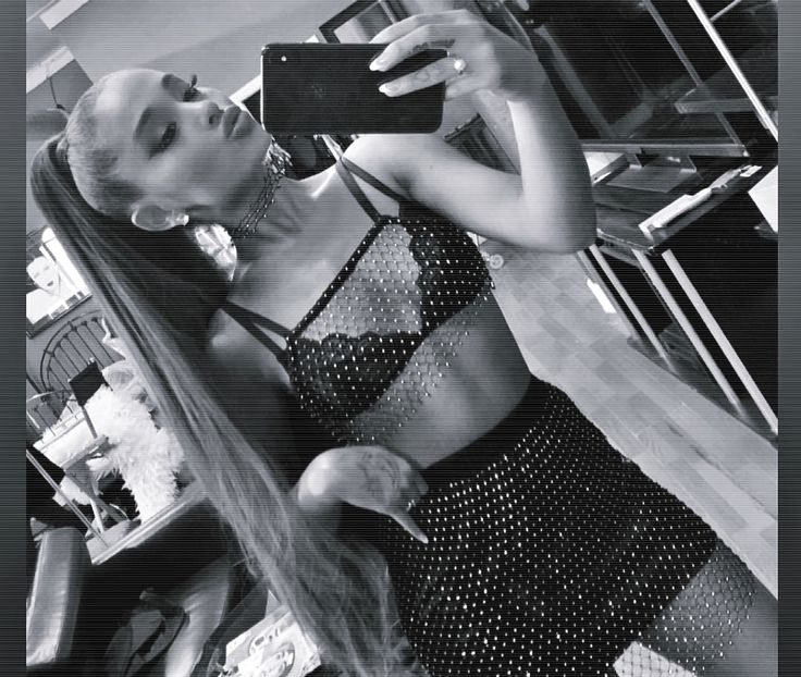 ⌙　˛ʍօօռʟɨɢɦȶ˓♥˒ǝqɐqˆᴬˠᴳˇ ;. Când fata iese din încăpere pentru a-şi duce la bun sârşit - 01Cause u know Im here for you