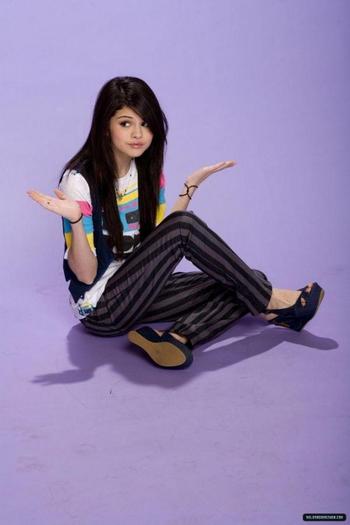 Selena_Gomez_1228936483_2[1] - Selena Gomez