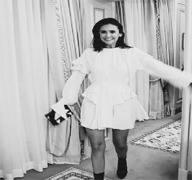 ╰ Dupa ce mi-am terminat treaba, decid sa parchez masina in fata casei, iesind mai apoi din - 01Cause u know Im here for you