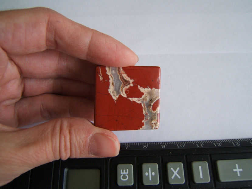 Jasp slefuit detaliu - Cristale la schimb sau la troc