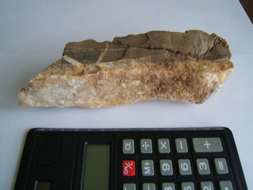 Cel mai probabil calcit - Cristale la schimb sau la troc