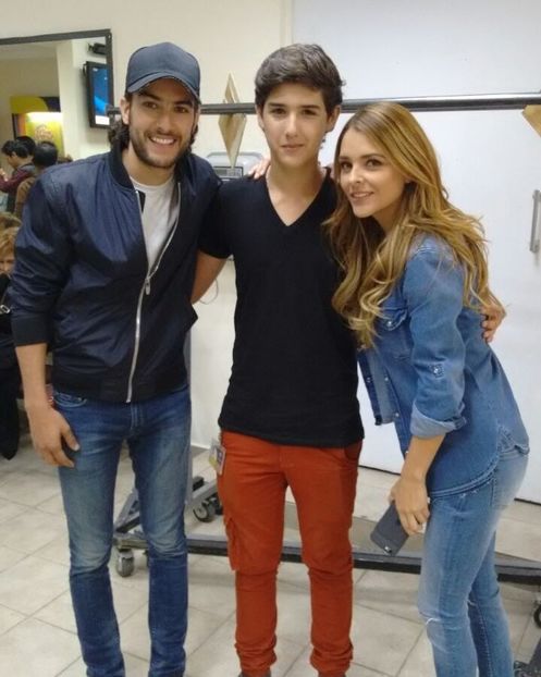 Landon Jay-Ivan Villaroel - Las amazonas
