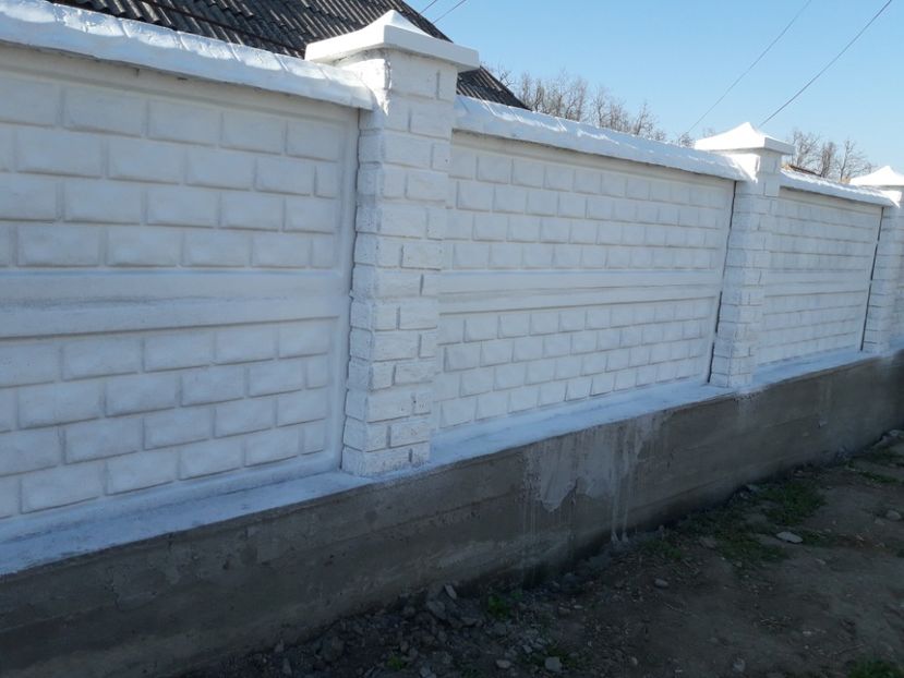  - Gard prefabricat din beton