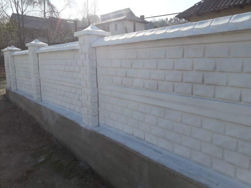  - Gard prefabricat din beton