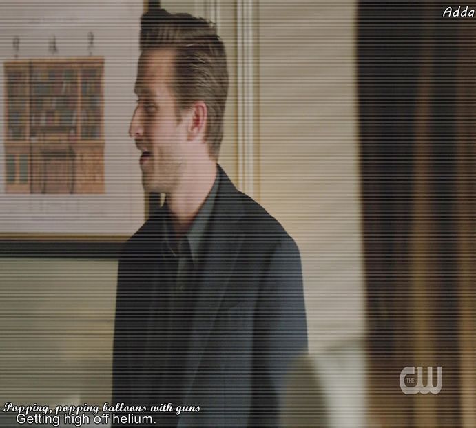 》Păi cred și o VOI face. *râde și se așează pe pat stând crăcănat că-l roseseră pantalonii - SO2xE10 All the things she said