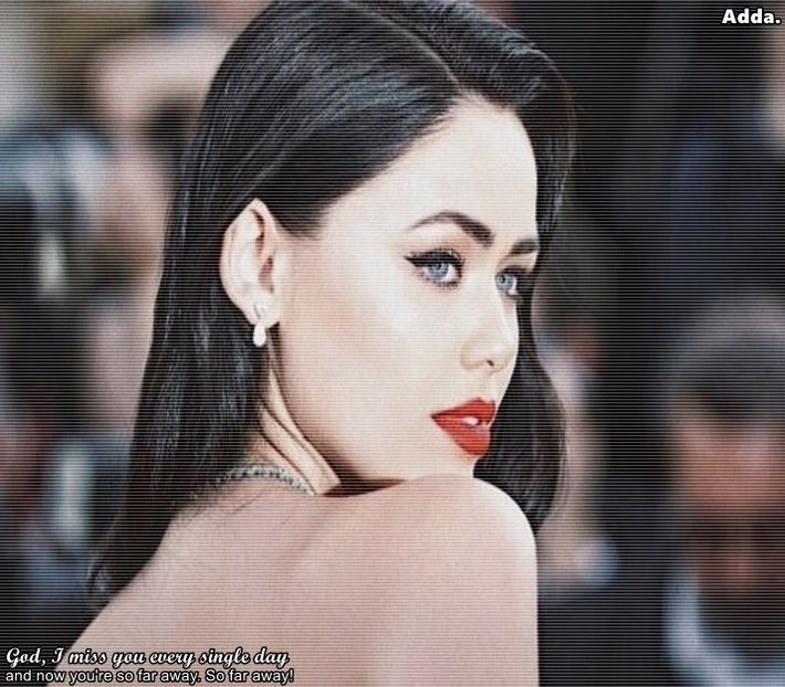 》Așa să faci... =))))))))*Se întinde mai bine și-și pune o pernuță sub cap* - SO2xE10 All the things she said