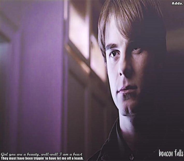 》De ce doar în sinea ta? Dezlănțuie-te, nu te abține. =)))))))). Plus că ai un râs frumos.. - SO2xE10 All the things she said