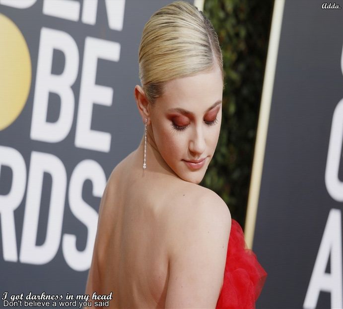 》A, da, am uitat că s-au bătut și nu se mai iubesc una pe cealaltă. =))))))))))))) - SO2xE10 All the things she said