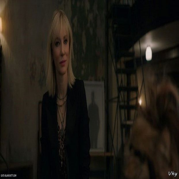 ▬ ❝Stiu ca o vei adora. Iar eu ma bucur sa aud asta.❞ Ii zambeste lui Jess si - SO2xE10 All the things she said