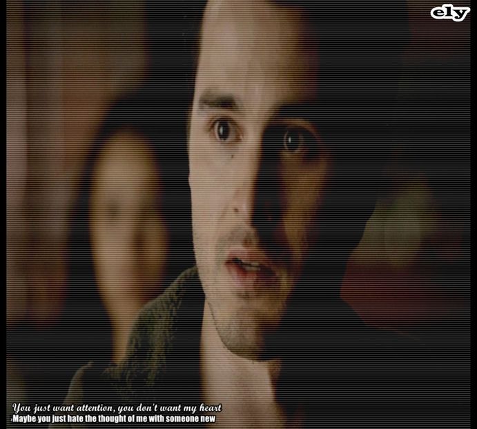 Ce nume minunat ai. Ce te aduce aici la noi? *isi duce discret mana in jurul ei* #sarah - here - episode 52 - done