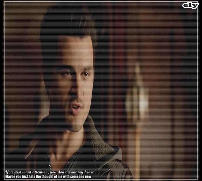 Va las, ma duc ca am un concert. *pleaca in fite de diva* =))))))) - here - episode 52 - done