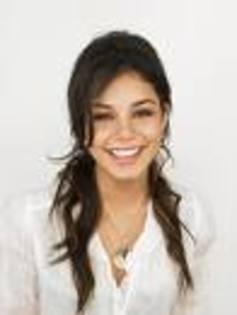 tfuyt - Vanessa Hudgens- Gbriella Montez