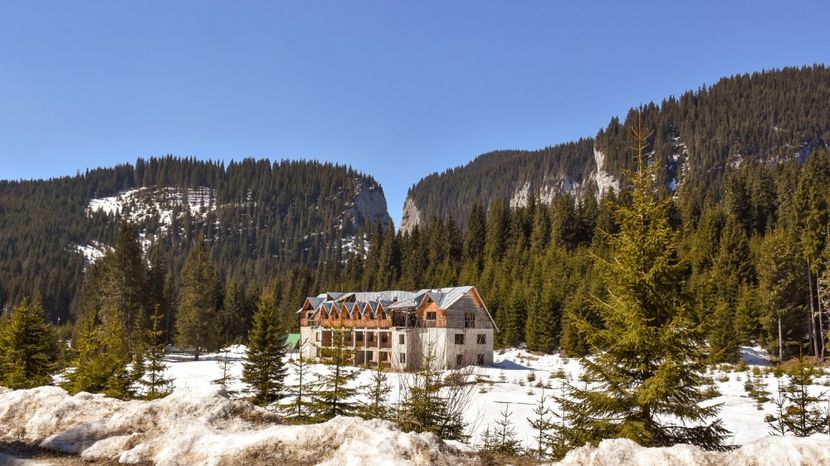  - 08 - Sinaia - Dichiu - Bolboci - Cheile Tătarului - aprilie 2019