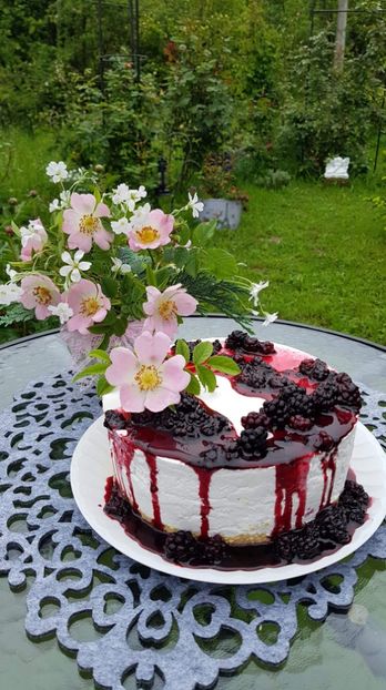 received_387259498548990 - Primavara 2019