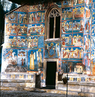 Manastirea Voronet - b - Manastiri din Bucovina