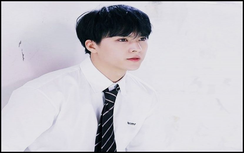 — [se uită după ea, ferește centura și iese din mașină. Fuge după ea, iar când ajunge - W A Y - Episodul 04