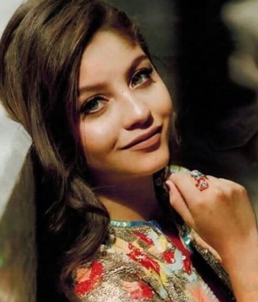 capture-20190519-165448 - 11 - Karoll - 01