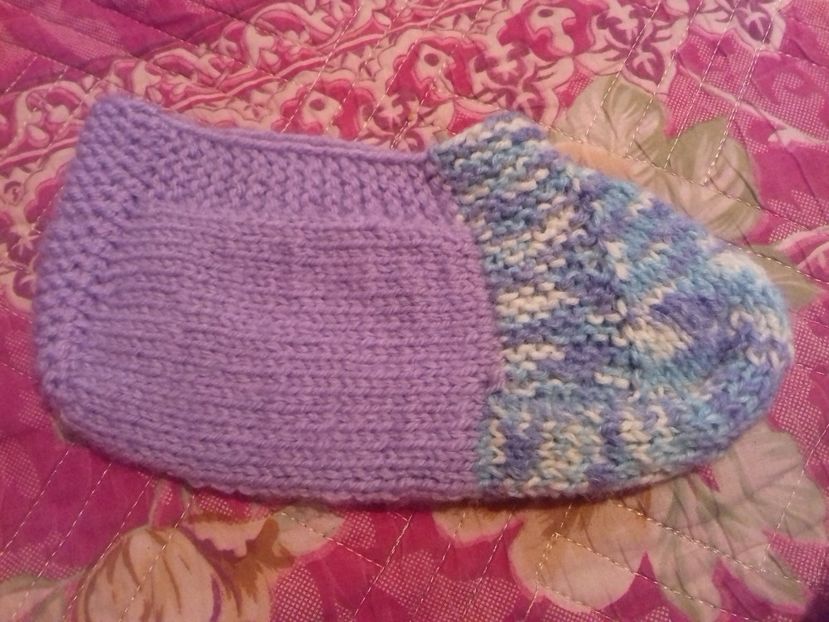 Botosei pentru copii sau adulti cu model simplu - Tricotaj - Lucrarile mele