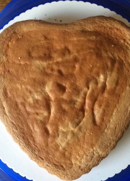 25.05.2019 - Tort cu cremă de brânză și piersici