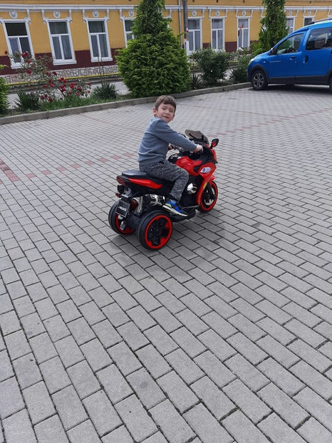  - 00 ROBERT