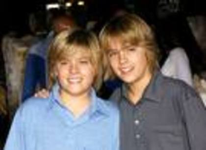 8 - Cole and Dylan Sprouse