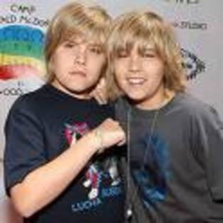4 - Cole and Dylan Sprouse