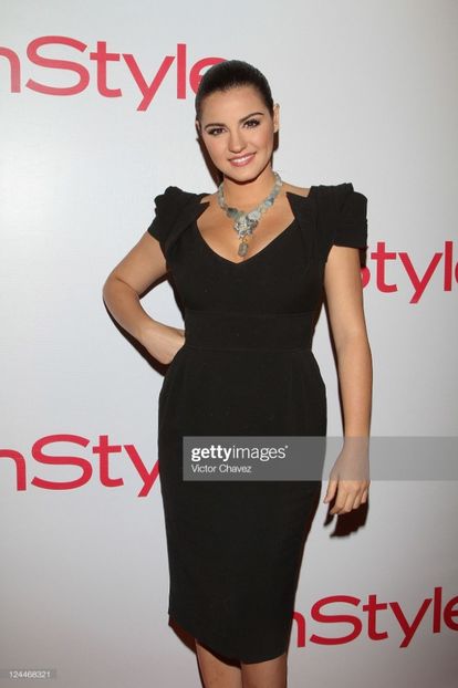 gettyimages-124468321-2048x2048 - MAITE PERONNI6