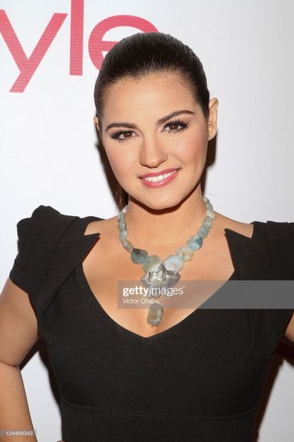 gettyimages-124468343-2048x2048 - MAITE PERONNI6