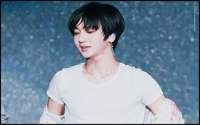 — [scoate telefonul, tastează] ❝Nu-mi place fata asta.❞ [trimite mesajul spre SJ] - W A Y - Episodul 05