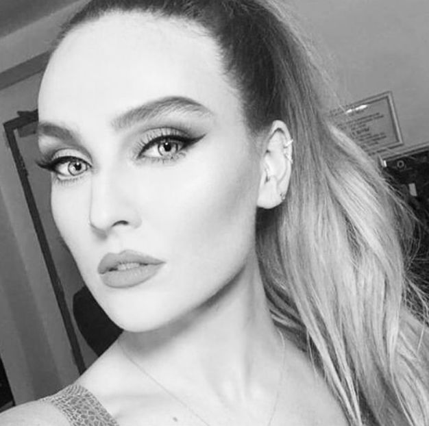  - 001 Perrie