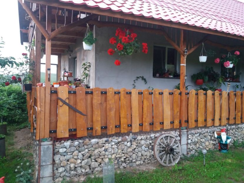  - Casuta noastra de la tara