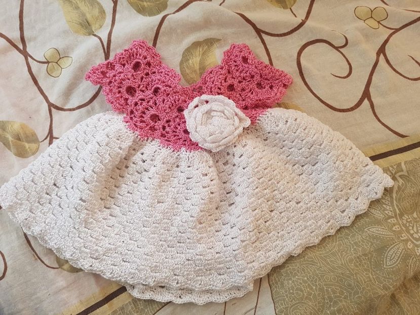 IMG-20190607-WA0032 - Haine și jucării lucrate manual