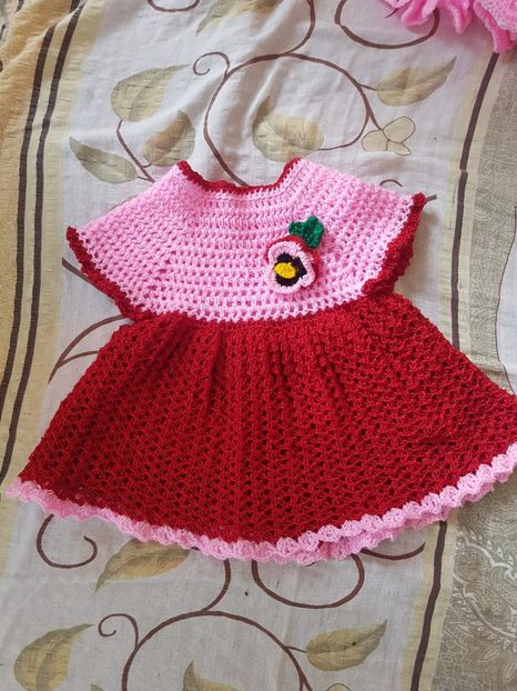 IMG-20190607-WA0040 - Haine și jucării lucrate manual