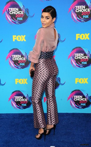  - Vanessa Hudgens la TEEN CHOICE AWARDS IN LOS ANGELES