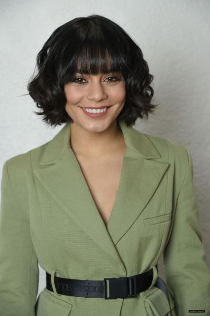 VH080_3 - Vanessa Hudgens la AT JOICO IN LOS ANGELES CALIFORNIA