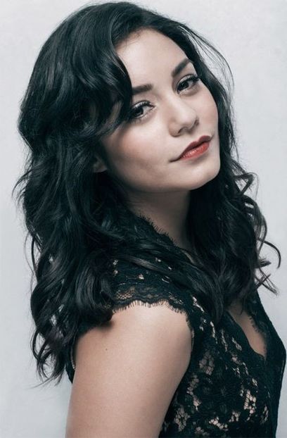  - VANESSA HUDGENS PHOTOSHOOTS 2