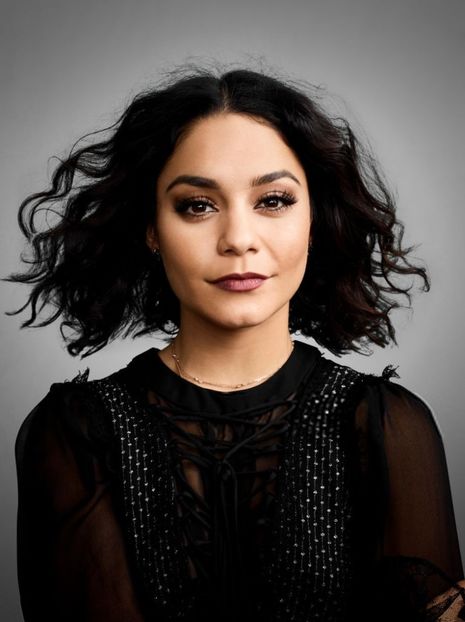 - VANESSA HUDGENS PHOTOSHOOTS 1