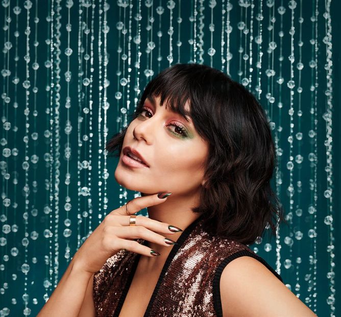  - VANESSA HUDGENS PHOTOSHOOTS 2