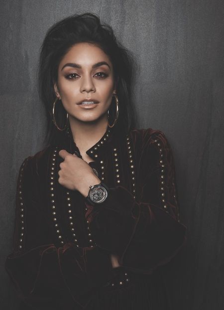 Screen-Shot-2018-12-13-at-1_36_35-PM - VANESSA HUDGENS PHOTOSHOOTS 2