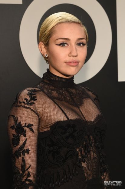  - Miley Cyrus la Tom Ford Autumn Winter 2015 Womenswear Collection presentation at Milk