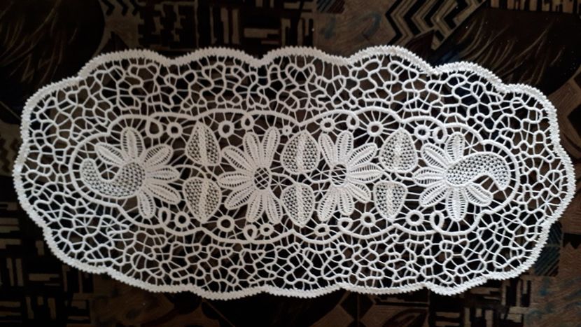  - Brățări brodate din margele