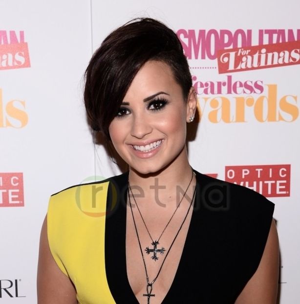  - Demi Lovato la COSMOPOLITAN FUN FEARLESS LATINA AWARDS IN NEW YORK CITY