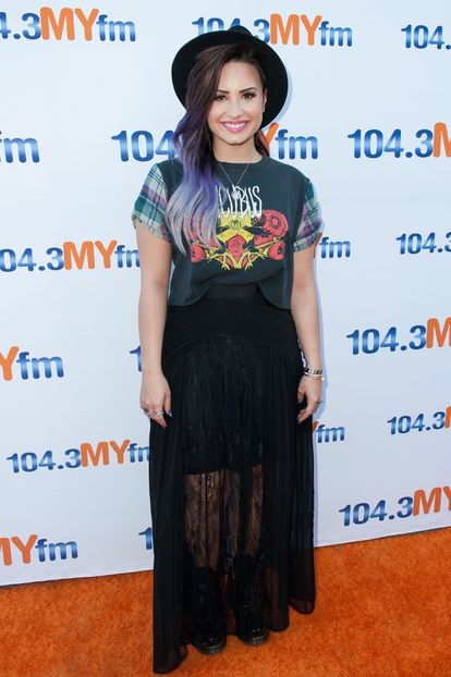 Demi_Lovato_05-6-0 - Demi Lovato la104 3 MY FM PRESENTS MY BIG NIGHT OUT IN HOLLYWOOD