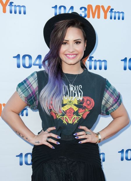 Demi_Lovato_07-6-0 - Demi Lovato la104 3 MY FM PRESENTS MY BIG NIGHT OUT IN HOLLYWOOD