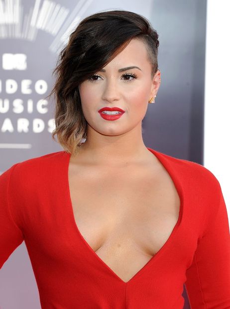Demi_Lovato_29-0 - Demi Lovato la VIDEO MUSIC AWARDS