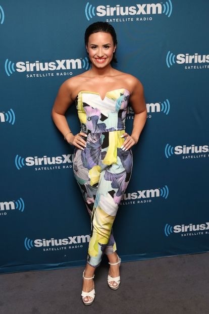  - Demi Lovato la VISITING SIRIUSXM S HITS 1 IN NEW YORK CITY